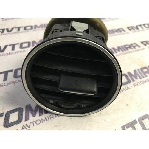 Дефлектор воздушный левый Fiat Punto 2009-2011 735485651